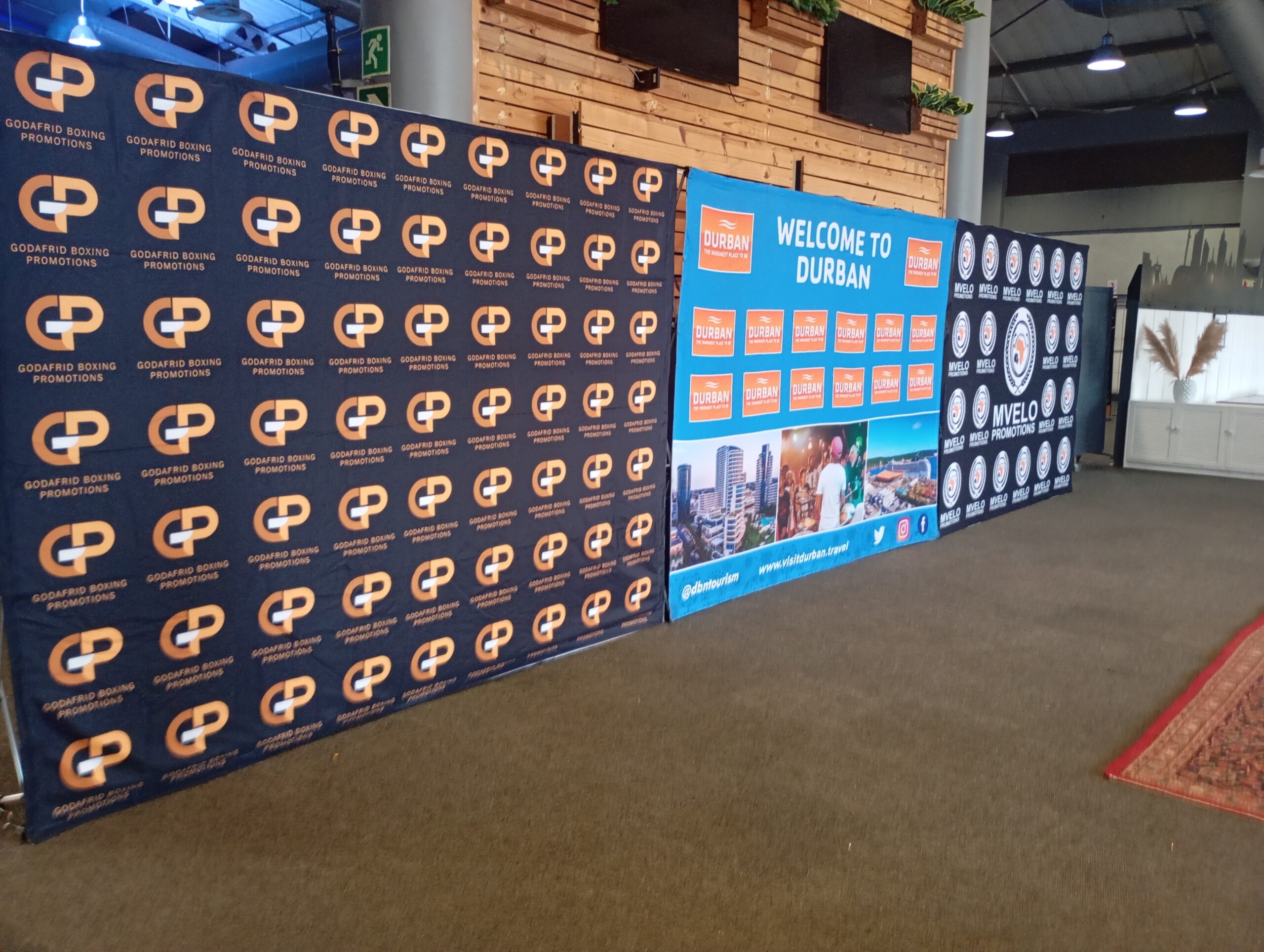 Wall Banner Stand 3 x 2.25meters - Image 3