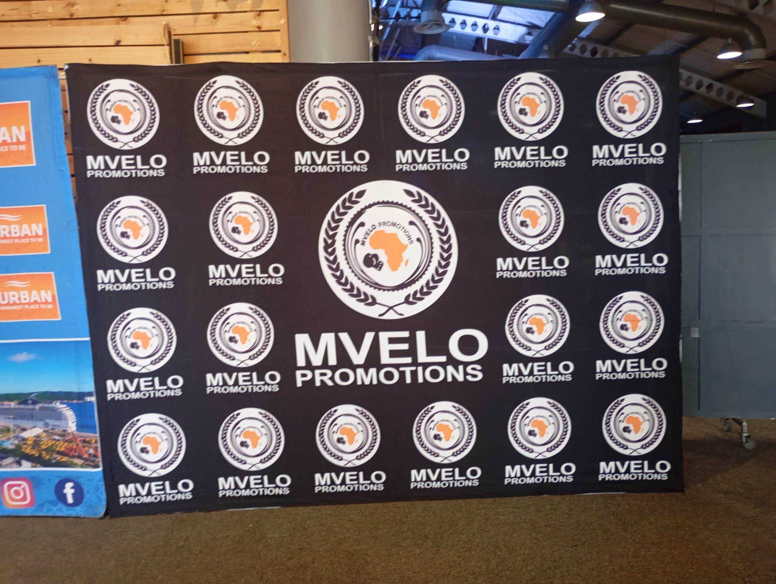 Wall Banner Stand 3 x 2.25meters - Image 2